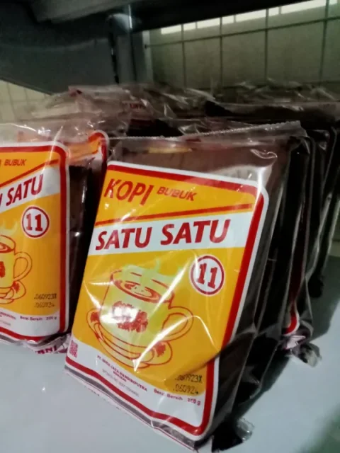Kopi bubuk satu satu 250 gr